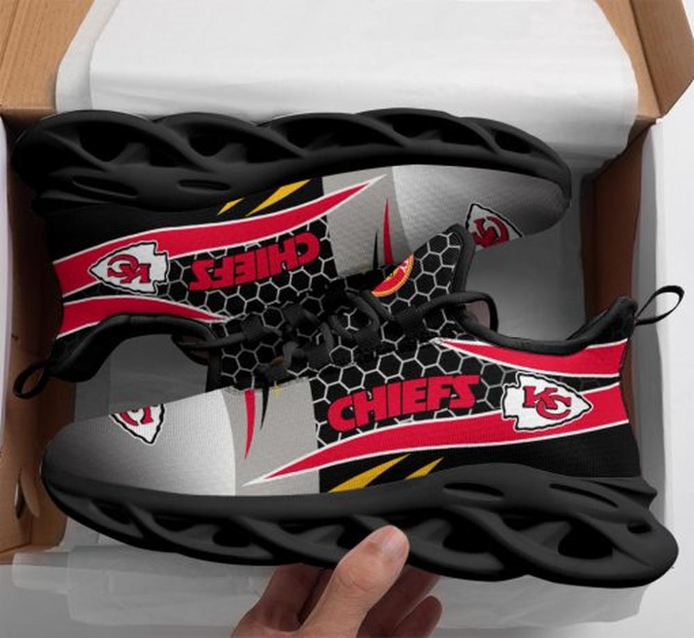 San-Francisco-49ers-Max-Soul-Shoes-Sneakers-For-Men-And-Women-4