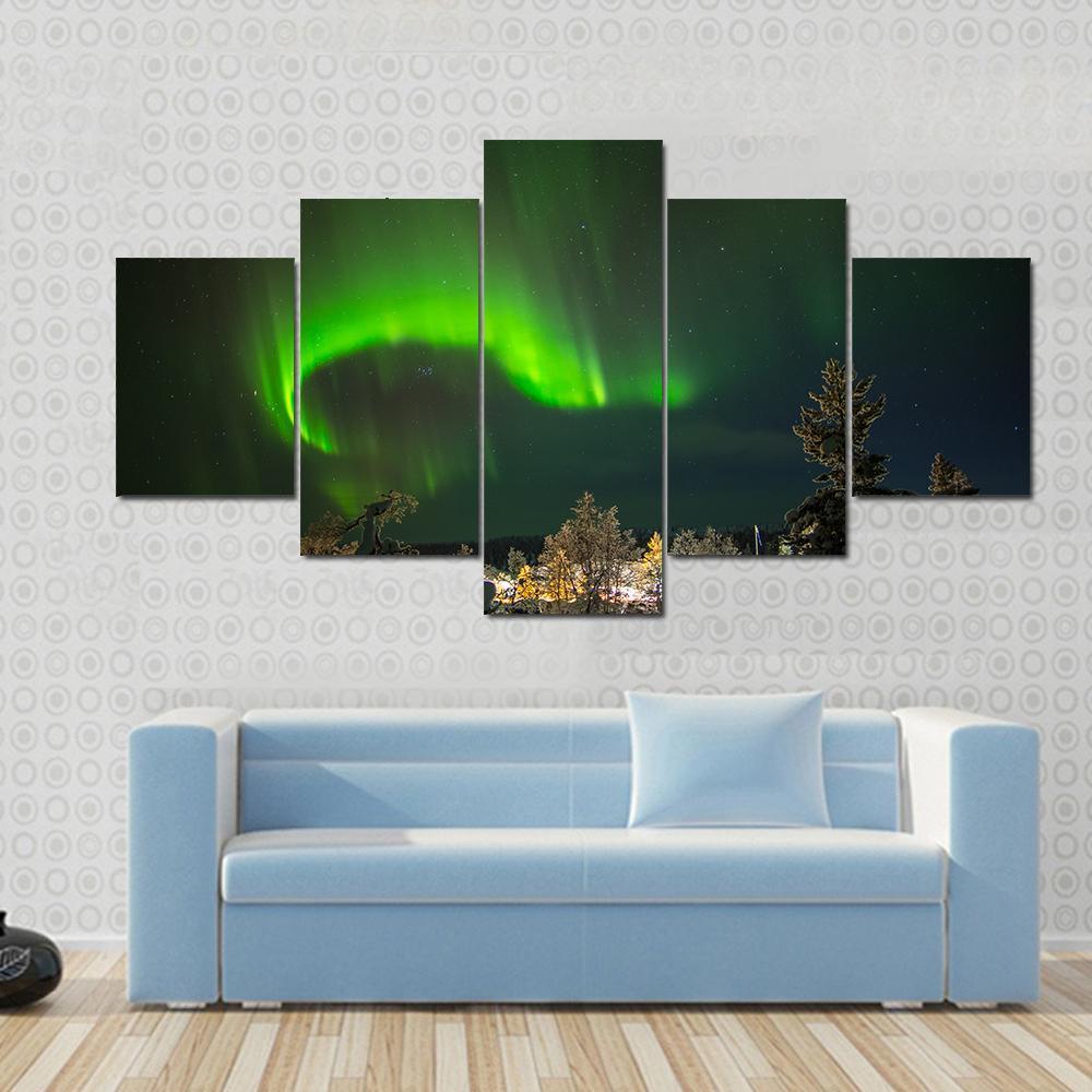 Aurora Borealis In Lapland - Nature 5 Panel Canvas Art Wall Decor Aurora Borealis In Lapland - Nature 5 Panel Canvas Art Wall Decor
