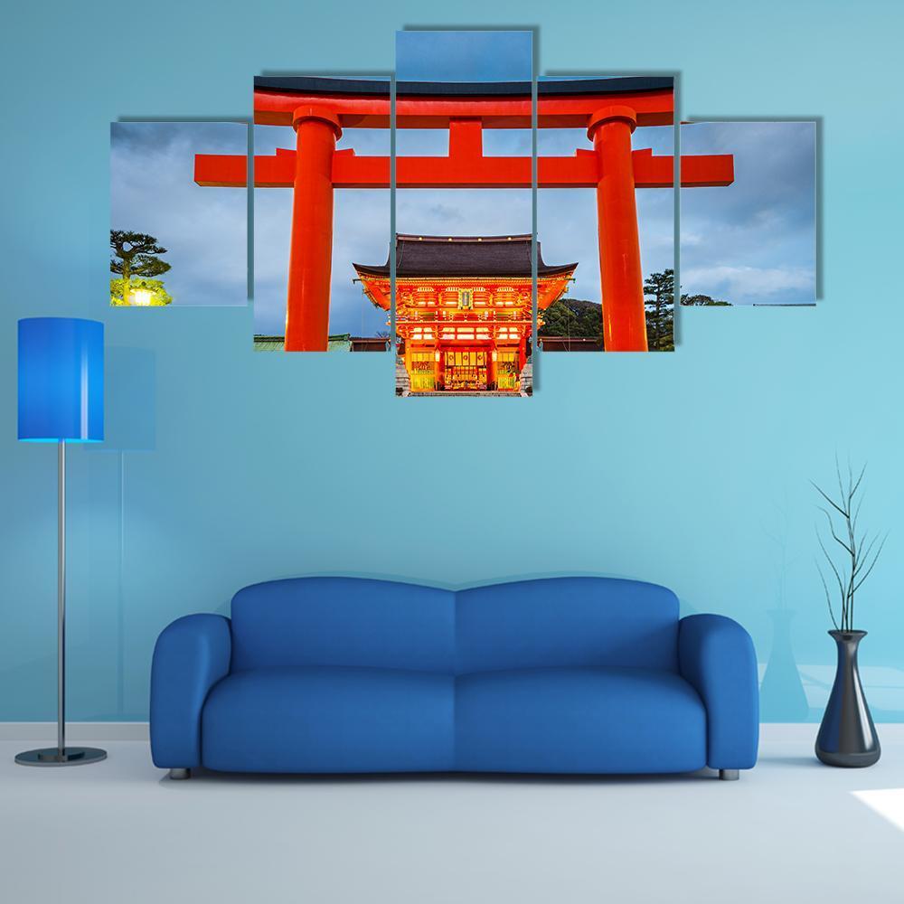 Fushimi Inari Taisha Shrine In Kyoto - Nature 5 Panel Canvas Art Wall Decor Fushimi Inari Taisha Shrine In Kyoto - Nature 5 Panel Canvas Art Wall Decor