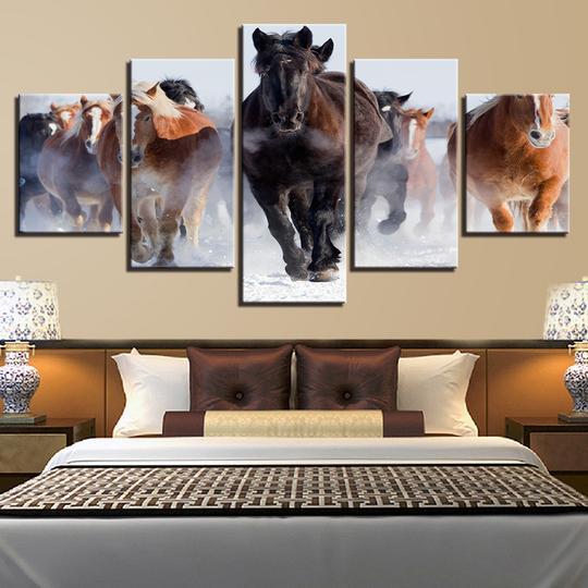 Galloping Horses In The Snow - Animal 5 Panel Canvas Art Wall Decor Galloping Horses In The Snow - Animal 5 Panel Canvas Art Wall Decor
