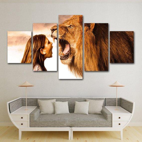 Roaring Lion Lion Girl - Animal 5 Panel Canvas Art Wall Decor Roaring Lion Lion Girl - Animal 5 Panel Canvas Art Wall Decor